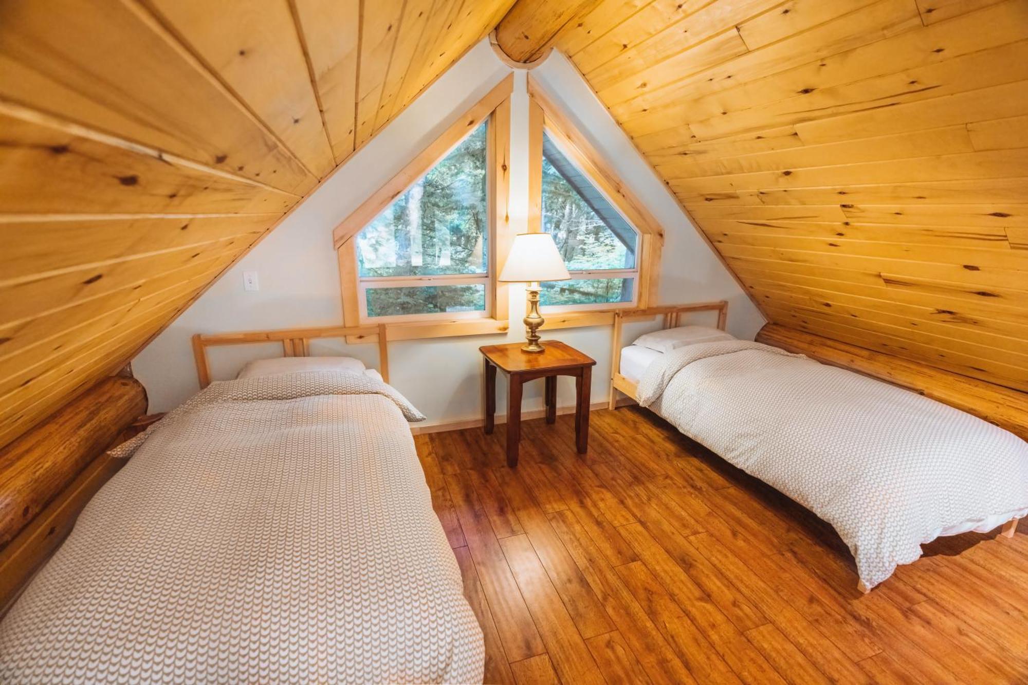 Bella Coola Grizzly Tours And Resort Hagensborg Esterno foto