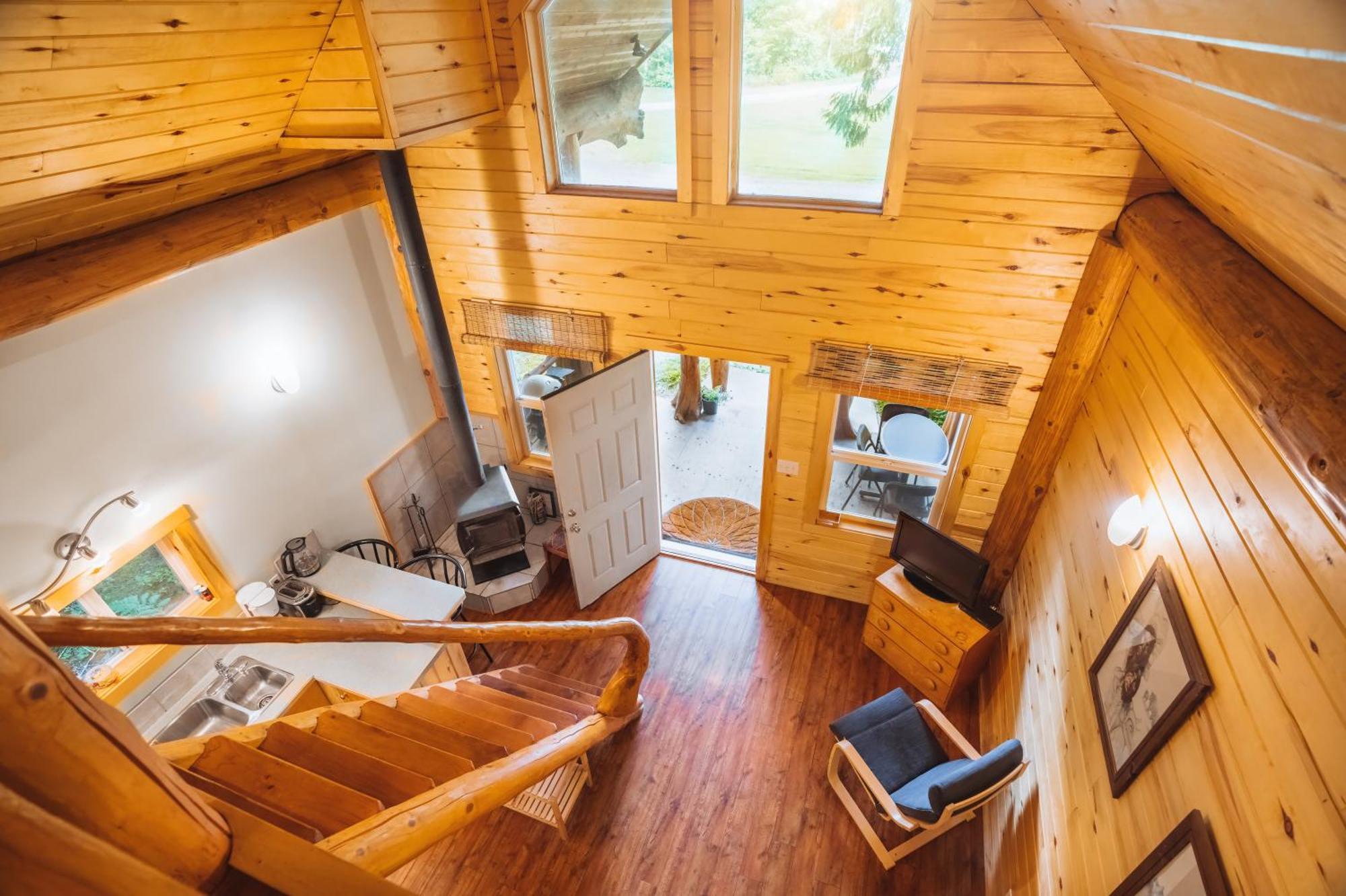 Bella Coola Grizzly Tours And Resort Hagensborg Esterno foto