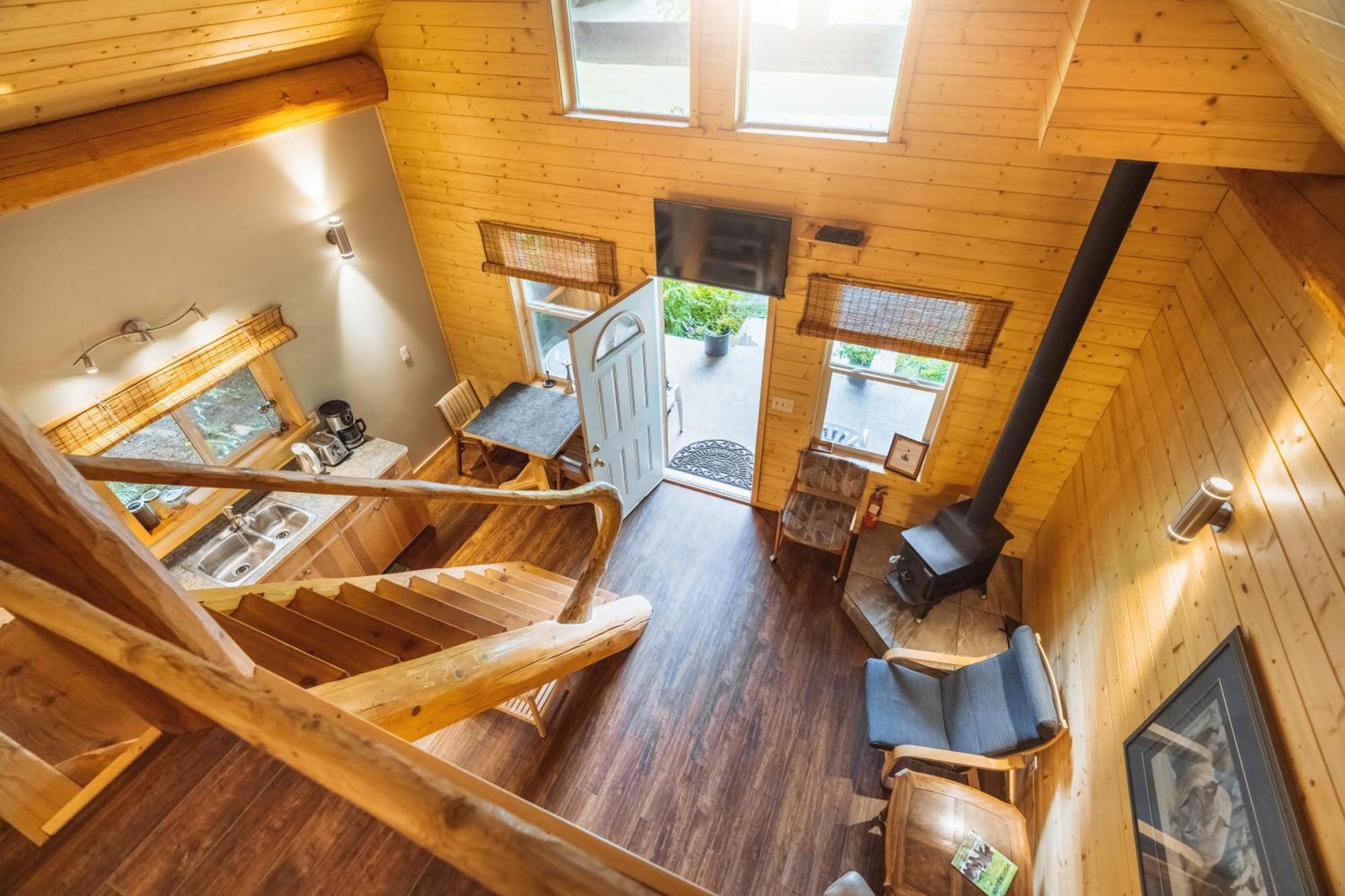 Bella Coola Grizzly Tours And Resort Hagensborg Esterno foto