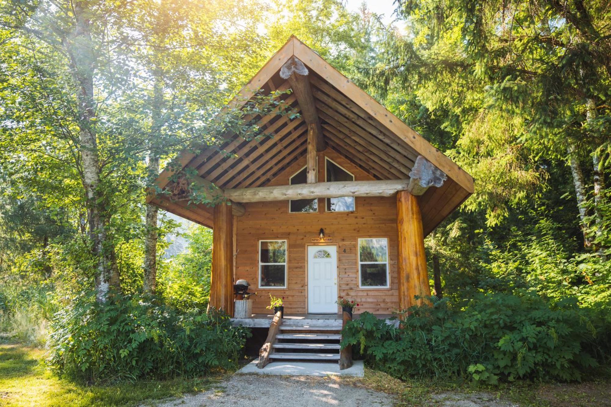 Bella Coola Grizzly Tours And Resort Hagensborg Esterno foto