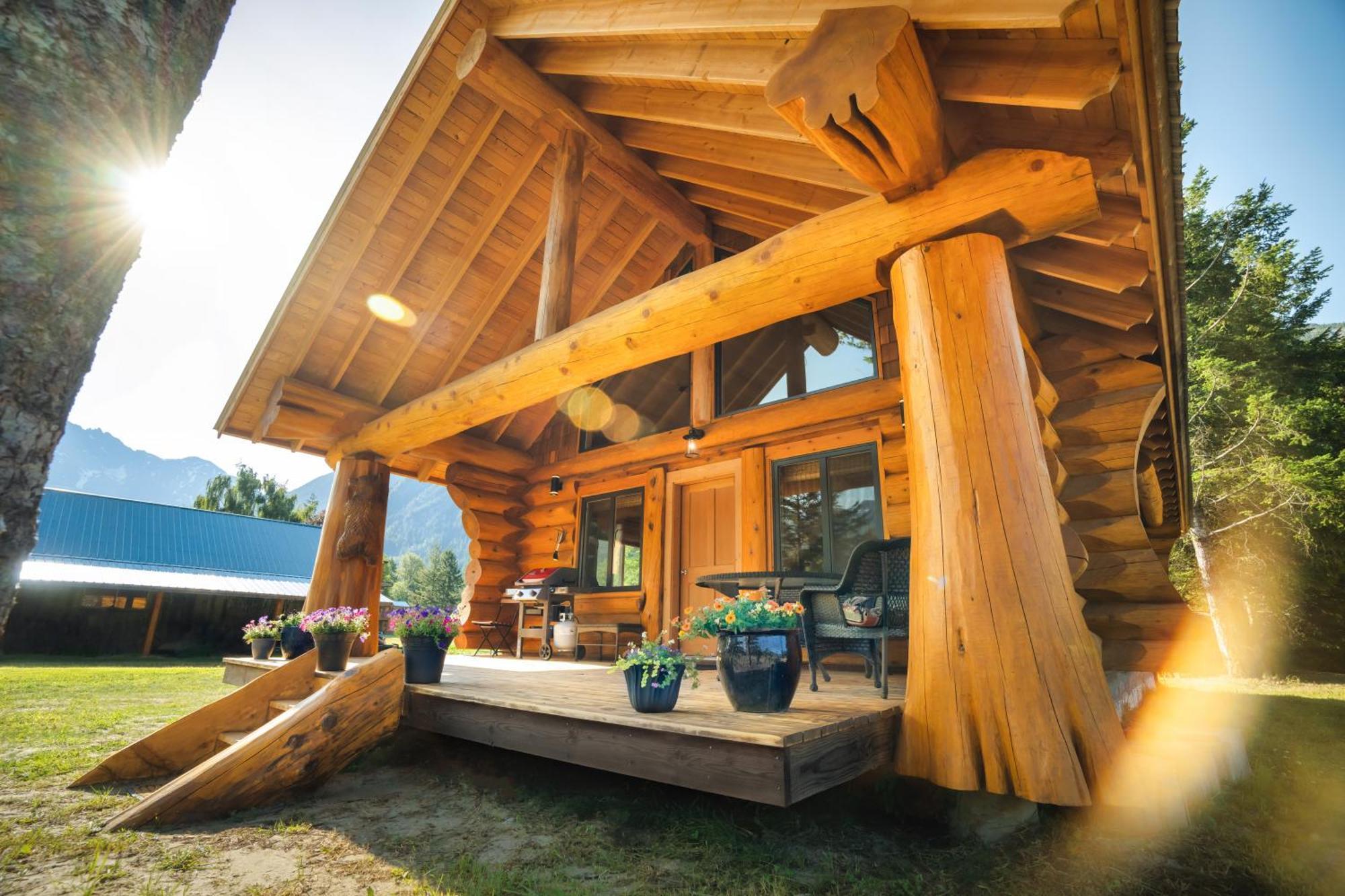 Bella Coola Grizzly Tours And Resort Hagensborg Esterno foto